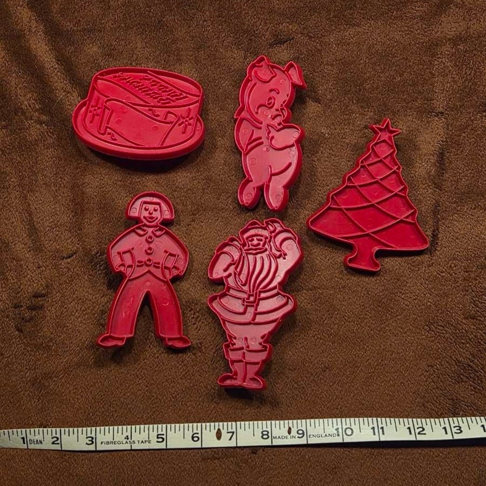 Vintage Tupperware Cookie Cutters